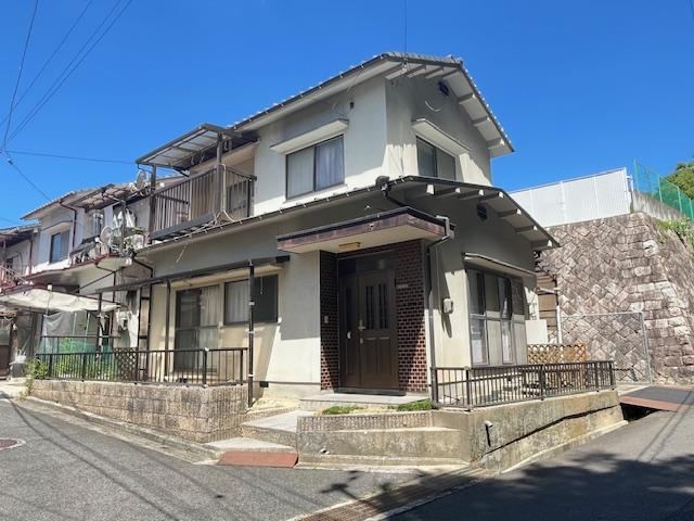 3DK house in Asaminami Ward, Hiroshima - Photo 1
