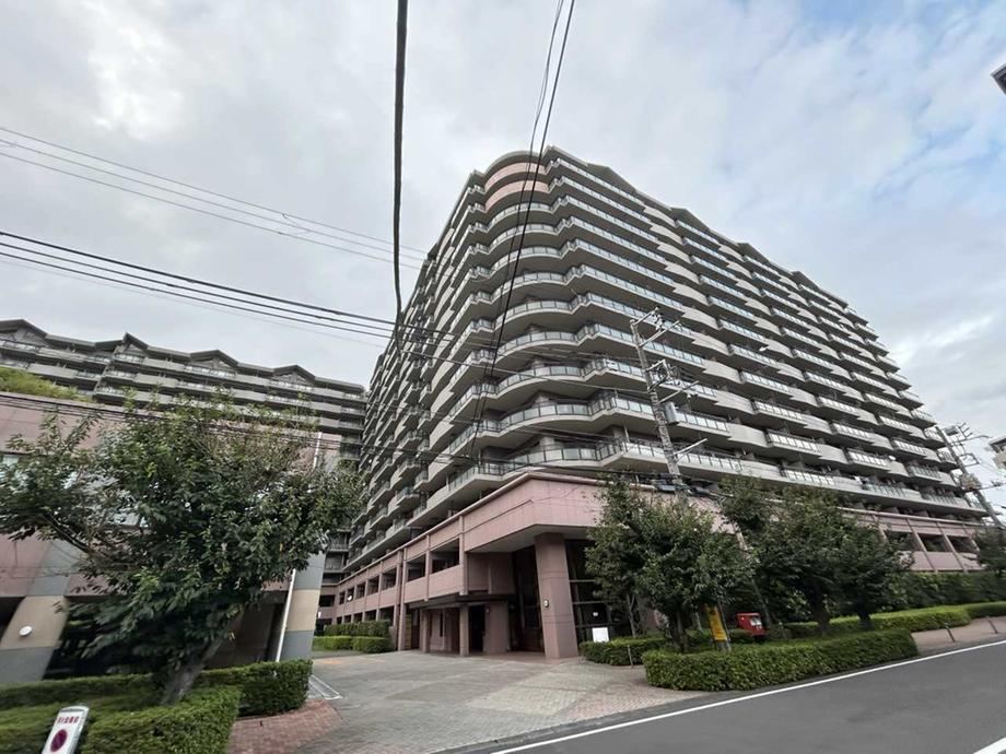 Convenient 3LDK Apartment Near Tsudanuma Station - Photo 1