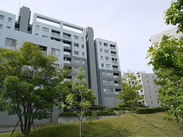 3LDK apartment in Asaminami Ward, Hiroshima - Photo 1