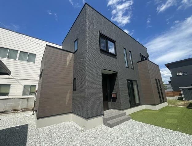 Beautiful 3LDK House in Yonezawa - Photo 1