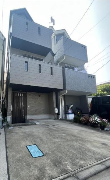 Spacious 2LDK+S House in Chitosedai - Photo 1
