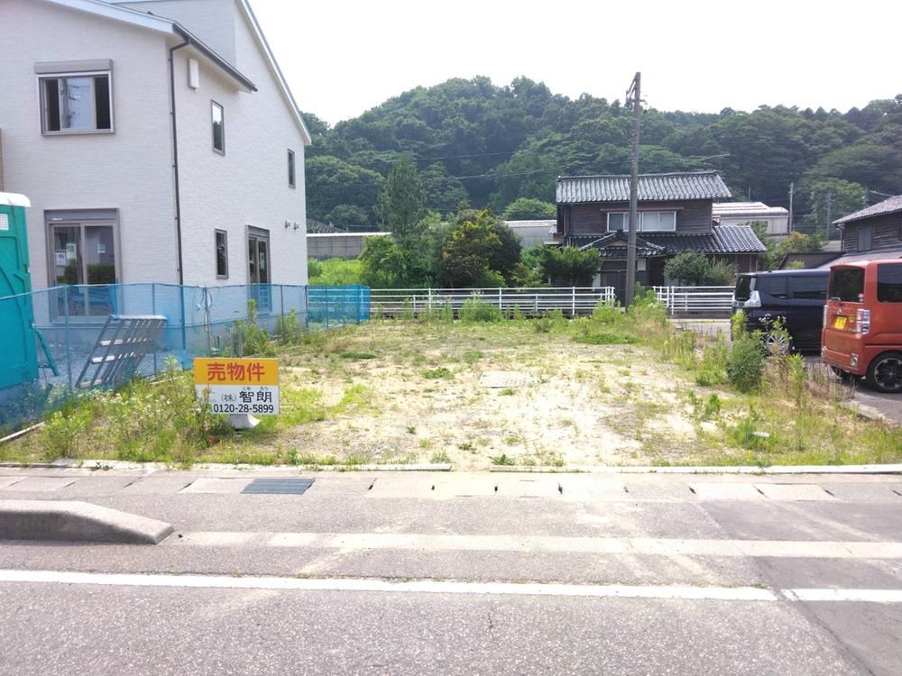 189 m² land in Tsubata, Kahoku District, Ishikawa - Photo 1