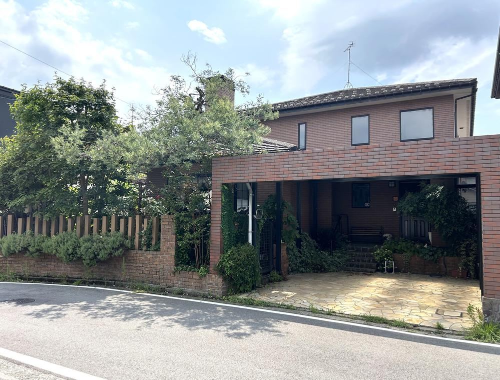 Family-Friendly 3LDK+S House in Ohnocho - Photo 1