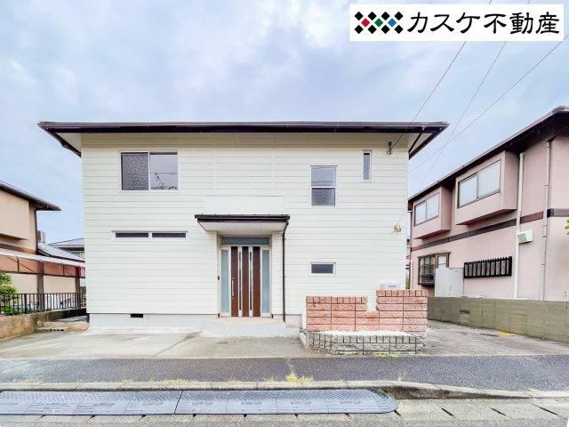 Fully Renovated 4LDK House in Hisayama - Photo 1