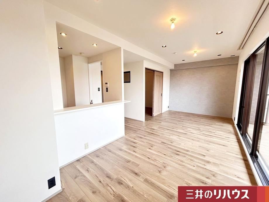 3LDK apartment in Hirakata, Osaka - Photo 1