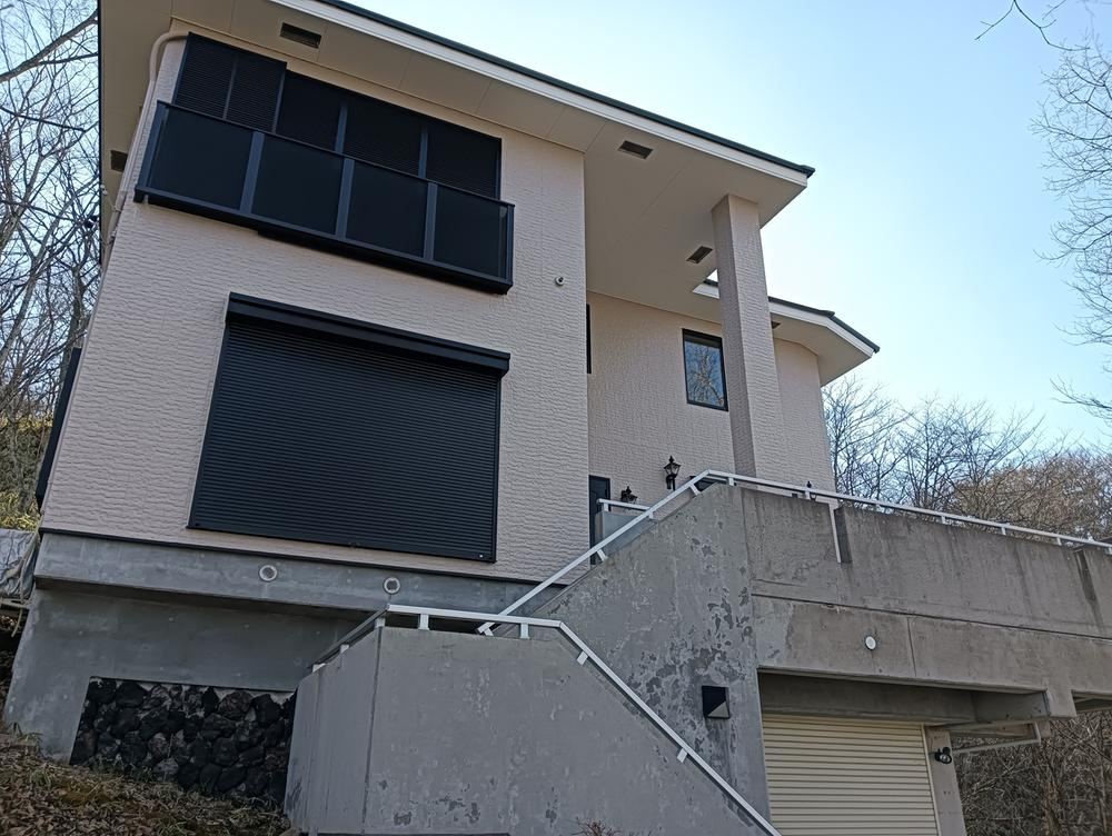 Expansive 3LDK House in South Karuizawa - Photo 1