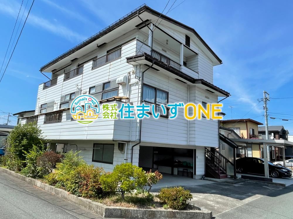 5DK House in Yamagata's Commercial Area - Photo 1