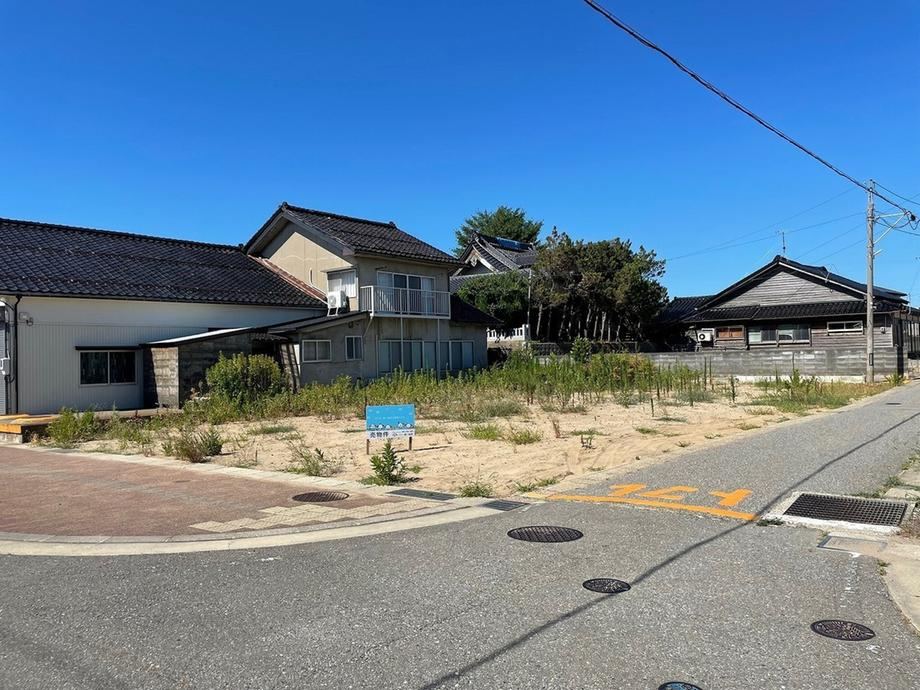 347 m² land in Shika, Hakui District, Ishikawa - Photo 1
