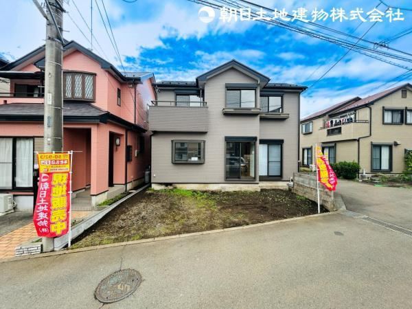Renovated 3LDK Corner Lot House in Atsugi - Photo 1