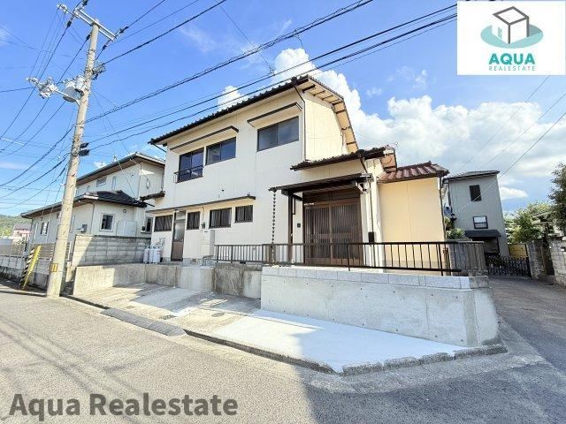 Fully Renovated 4LDK Home in Sanuki City - Photo 1