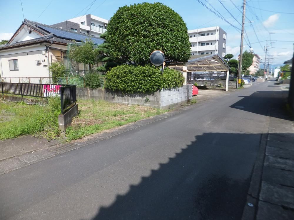 536 m² land in Miyakonojo, Miyazaki - Photo 1