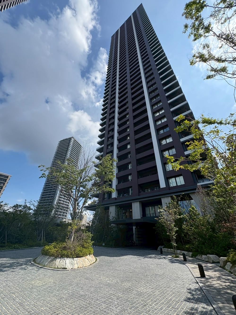 4LDK apartment in Higashi Ward, Fukuoka - Photo 1