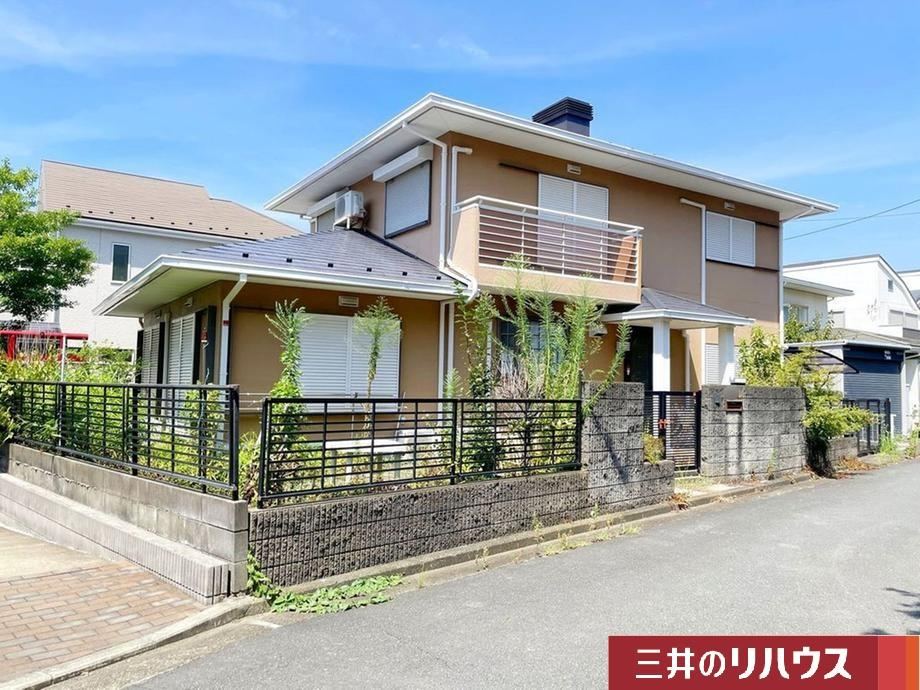 Spacious 5LDK House in Okazu Town - Photo 1