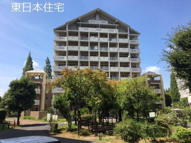 Spacious 4LDK Apartment in Inzai - Photo 1