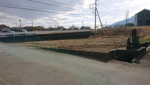 429 m² land in Nirasaki, Yamanashi - Photo 1