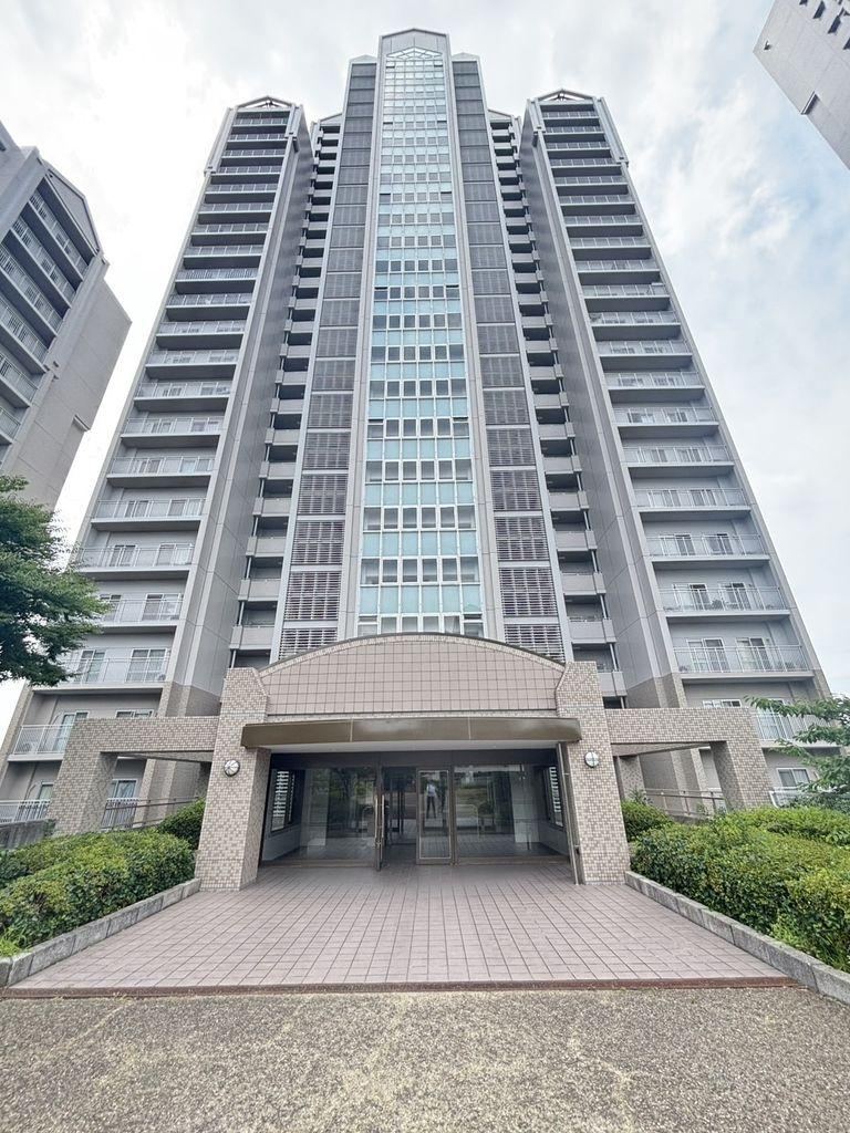 3LDK apartment in Nishi Ward, Kobe, Hyogo - Photo 1