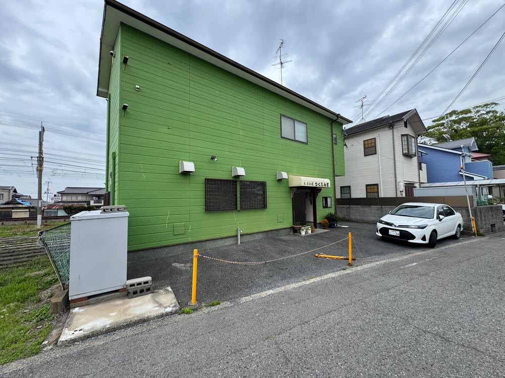 Commercial-Residential Property Near Hakuzaku Station - Photo 1