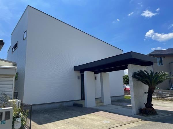 Spacious 2LDK House with Jacuzzi Balcony - Photo 1