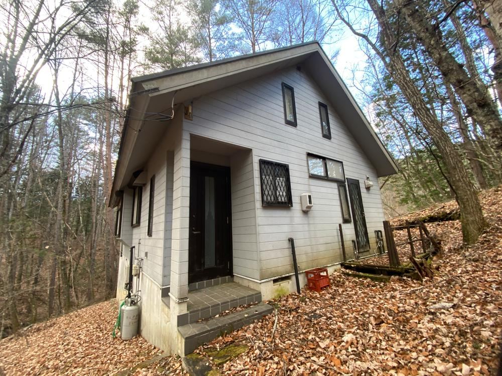 Spacious 1 Room Home in Mikiso - Photo 1