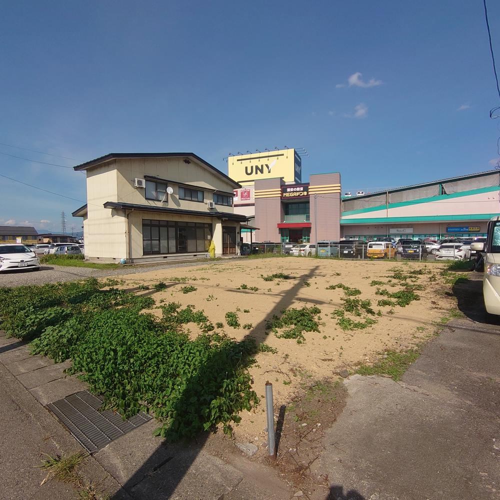 Land Plot with Supermarket Access in Aizuwakamatsu - Photo 1