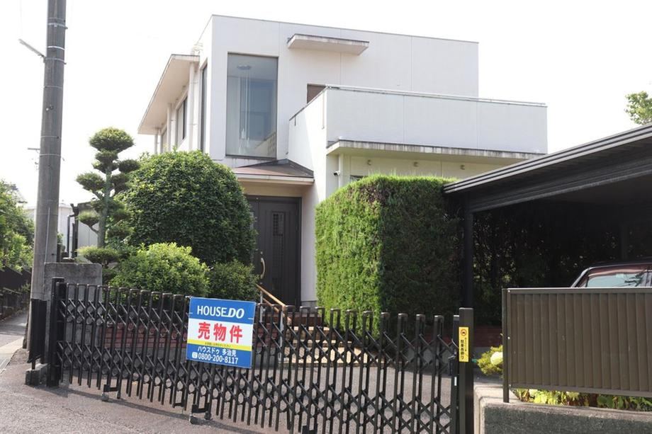 Spacious 5LDK House with Garden in Tajimi - Photo 1