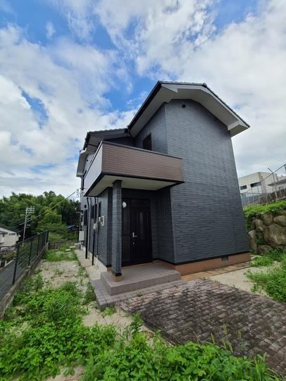 Spacious 4LDK Detached House in Sasahara-cho - Photo 1