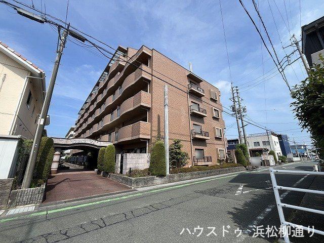 3LDK apartment in Chuo Ward, Hamamatsu, Shizuoka - Photo 1