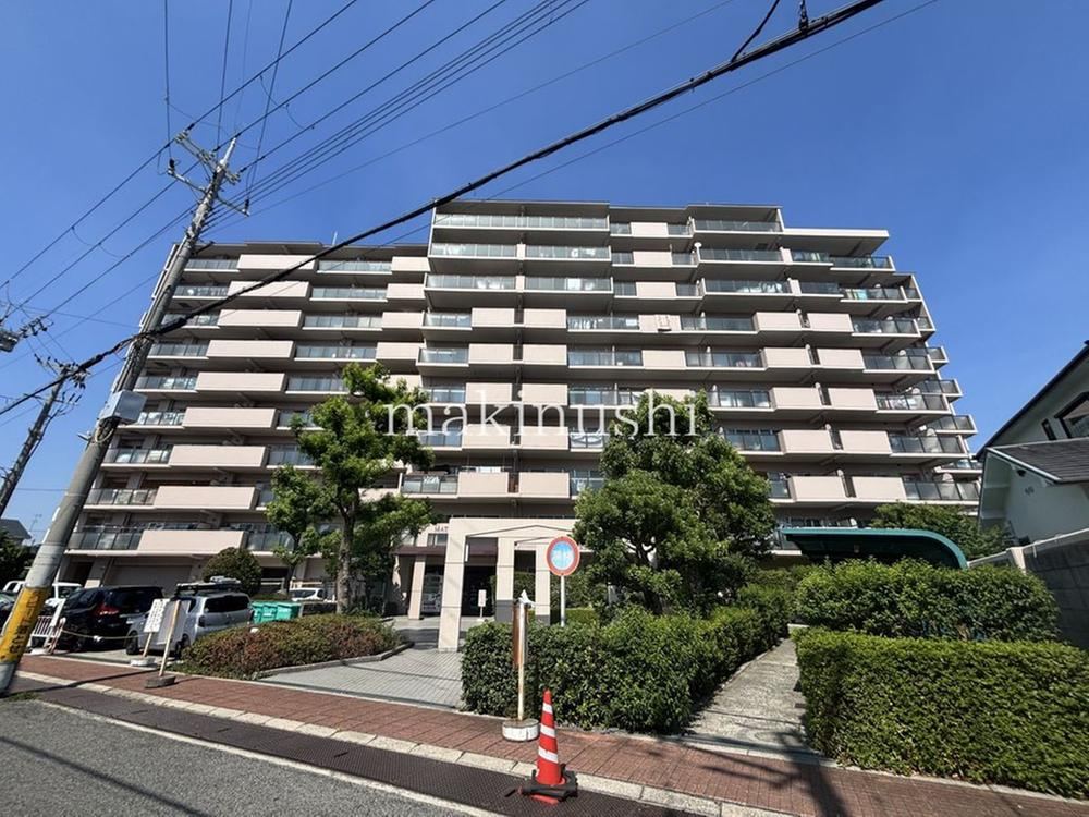 3LDK apartment in Higashi Ward, Sakai, Osaka - Photo 1