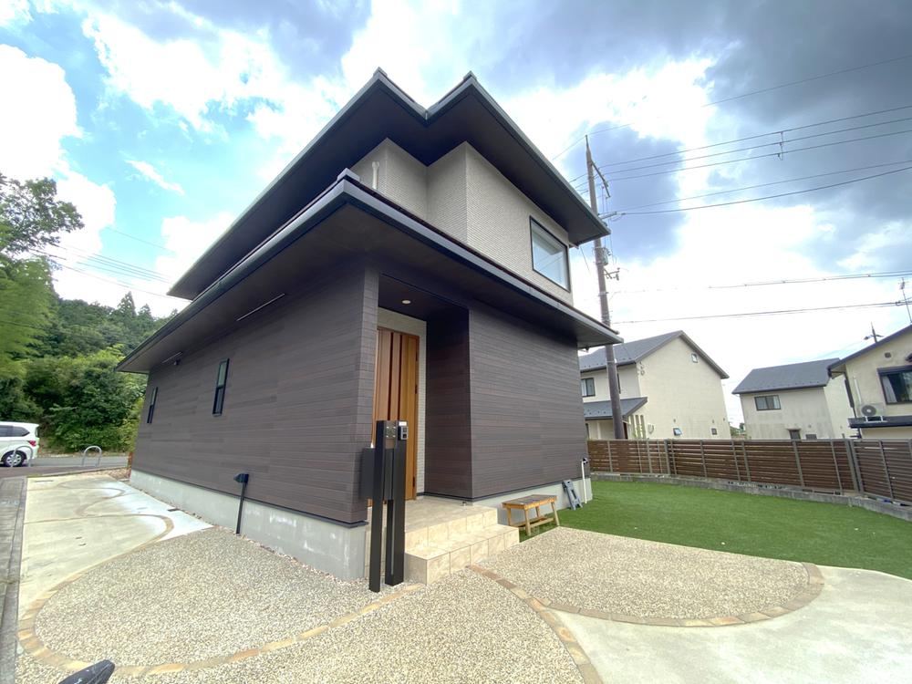 Modern 3LDK+S Detached House in Sakyo - Photo 1