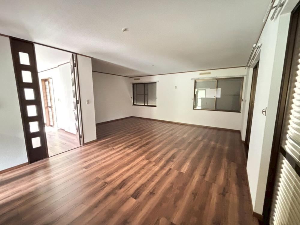 Renovated 3LDK with Garage in Hatanokawa - Photo 1