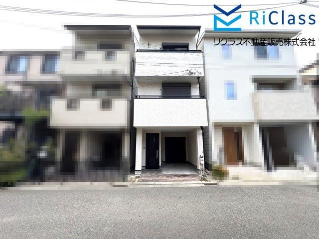 Renovated 1LDK House Near Shin-Nagata - Photo 1