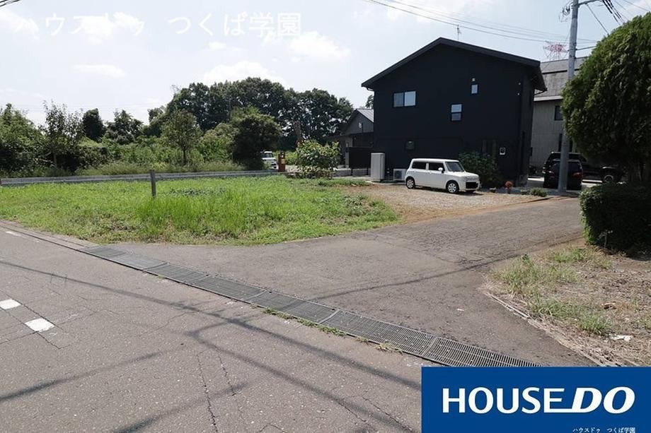 Versatile 41 Tsubo Lot in Tsukuba, No Building Conditions - Photo 1