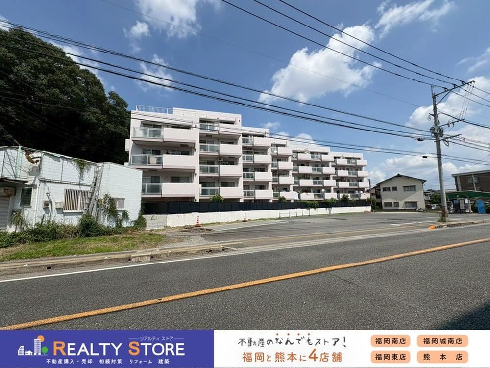 3LDK apartment in Minami Ward, Fukuoka - Photo 1