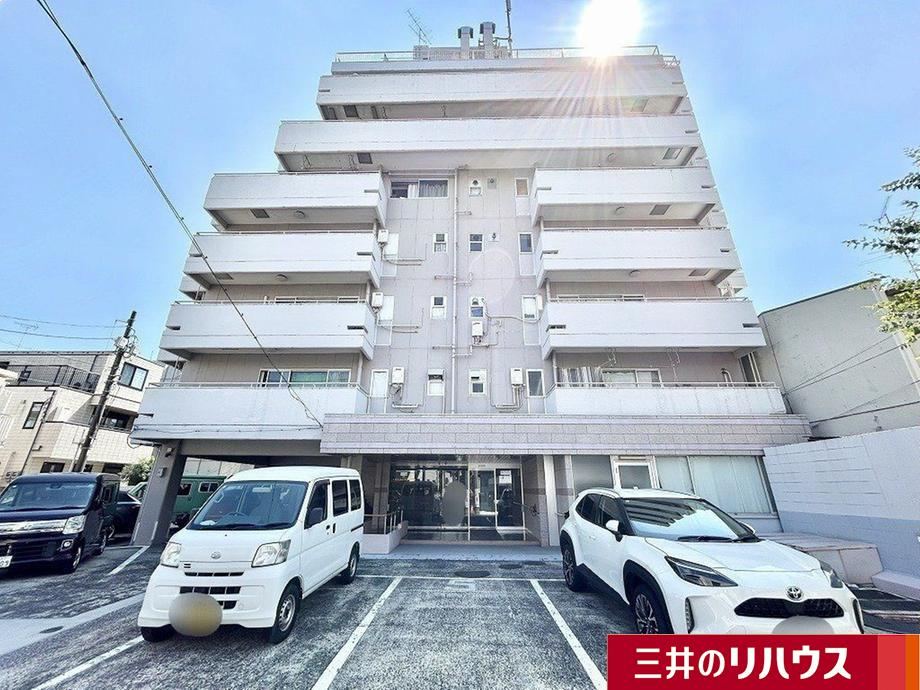 Renovated 3LDK Apartment in North Chikuzentaka - Photo 1
