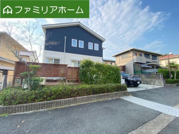 Bright 2LDK Home with High Ceilings in Kariba-dai - Photo 1