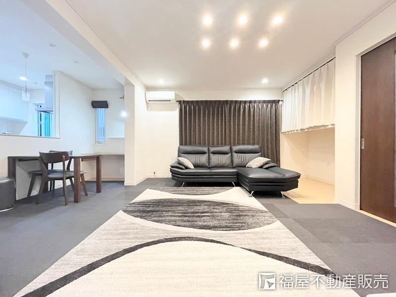 Modern 4LDK House Near Daishio Station - Photo 1