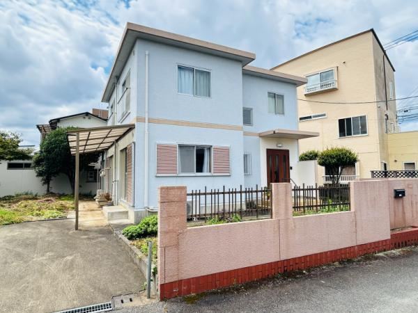 Spacious 4LDK House with Wide Balcony in Hayatakubo - Photo 1