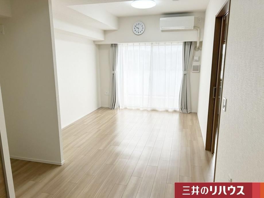 1LDK apartment in Tarumi Ward, Kobe, Hyogo - Photo 1