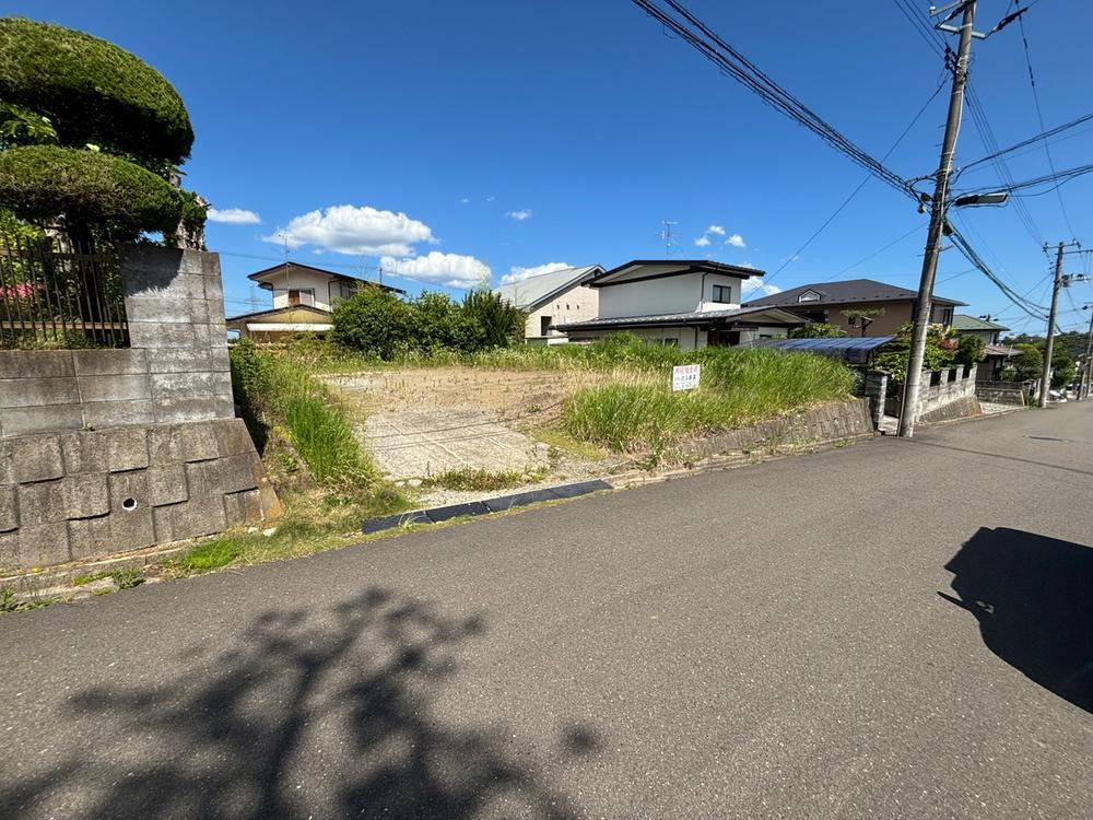 Quiet Land Near Kitayama Station in Nakayama - Photo 1