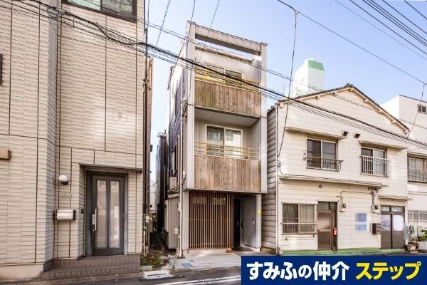 Stylish 2LDK+S House Near Monzen-Nakacho Station - Photo 1