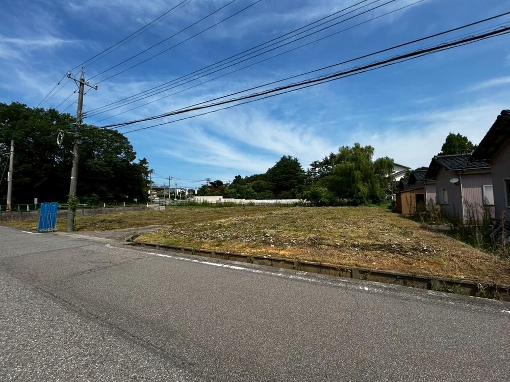1189 m² land in Nomi, Ishikawa - Photo 1