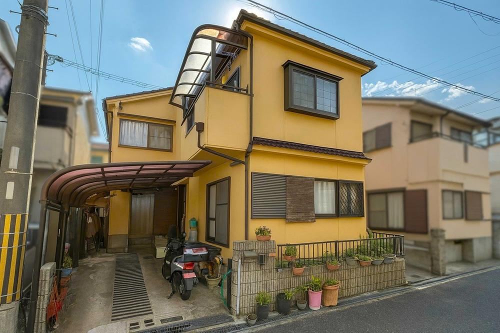 Spacious 4LDK House in Nagao Nishimachi - Photo 1