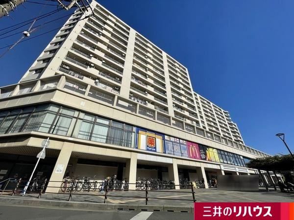 Charming 3LDK Apartment in Tsuruma - Photo 1