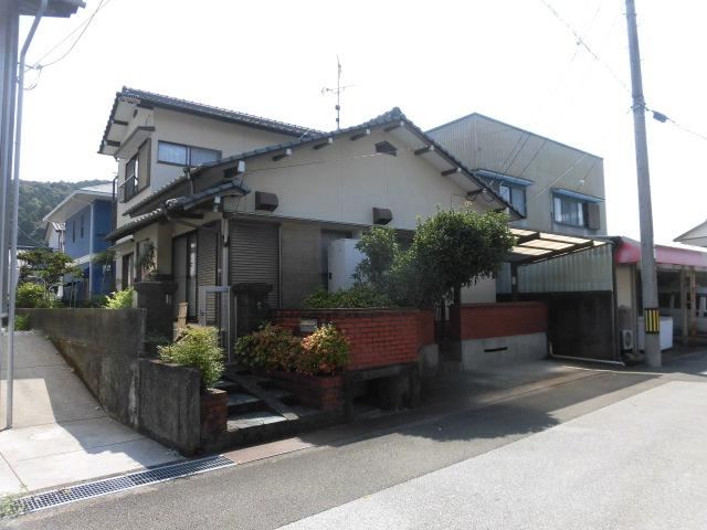 4DK Home in Peaceful Neighborhood - Photo 1
