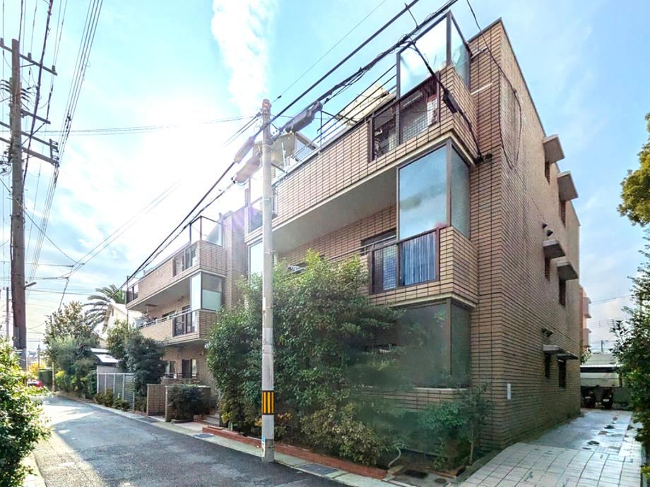 3LDK apartment in Higashinada Ward, Kobe, Hyogo - Photo 1