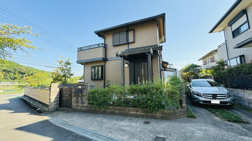 2LDK Riverside House in Otsu with Large Garden - Photo 1