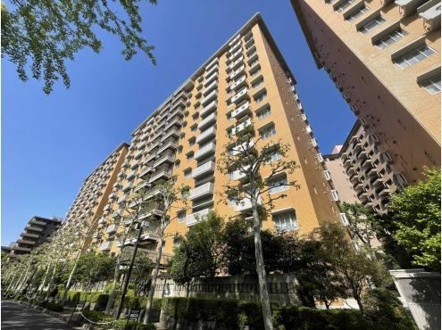 1LDK apartment in Shibuya Ward, Tokyo - Photo 1