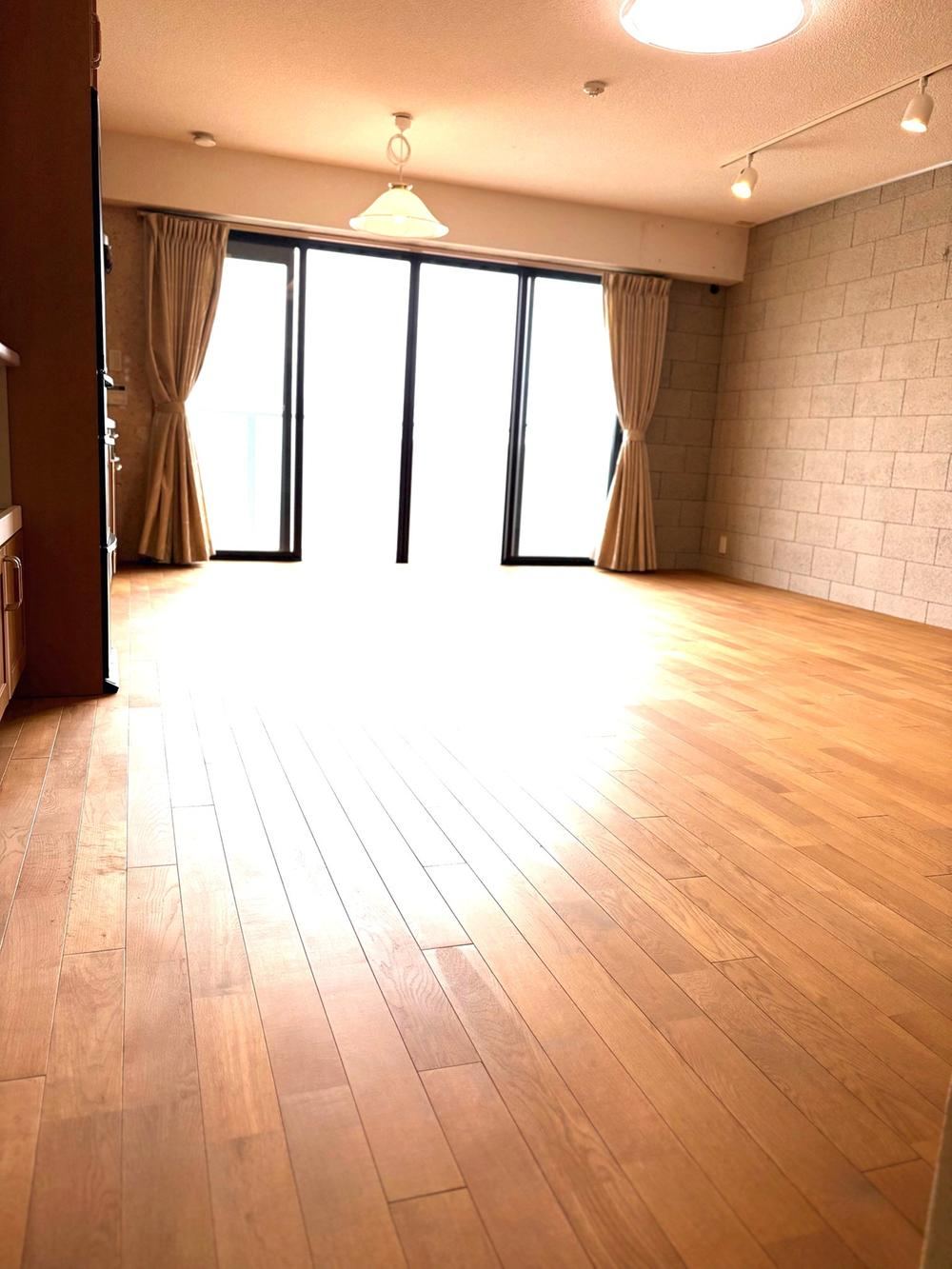 2LDK apartment in Nishi Ward, Sakai, Osaka - Photo 1