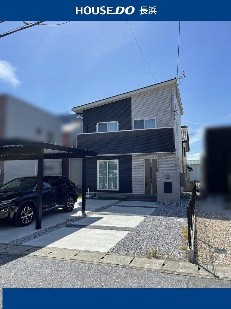 Modern 3LDK House with Solar Power in Nagahama - Photo 1