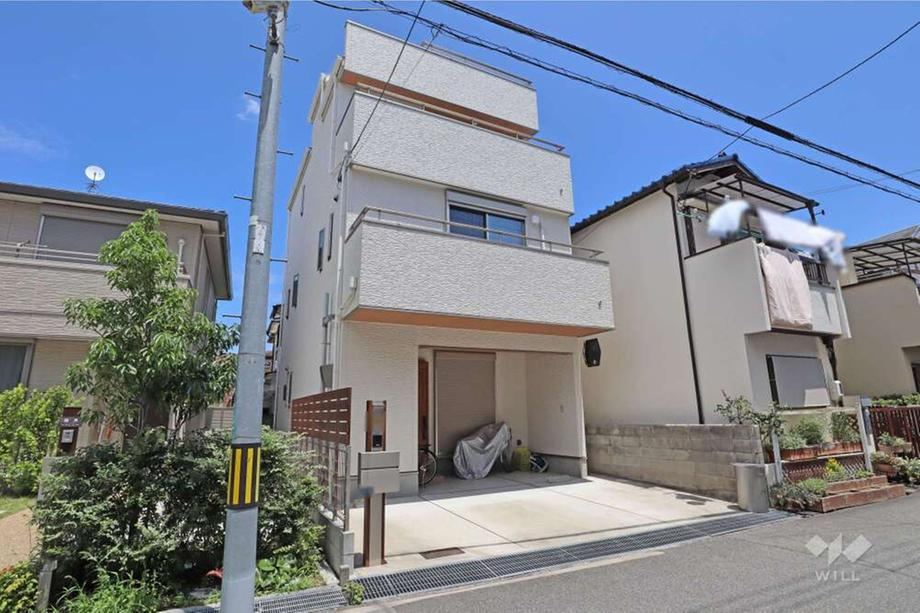 Stylish 3LDK House with Rooftop in Minoh - Photo 1